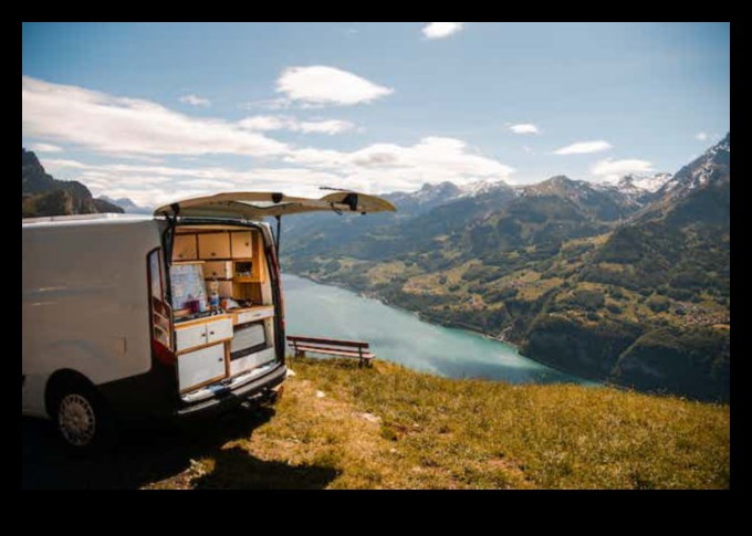 Urban Nomads: Embracing Van Life in Cityscapes