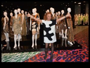 Glamour Gazette: Headlining the Latest in the World of Trendy Style